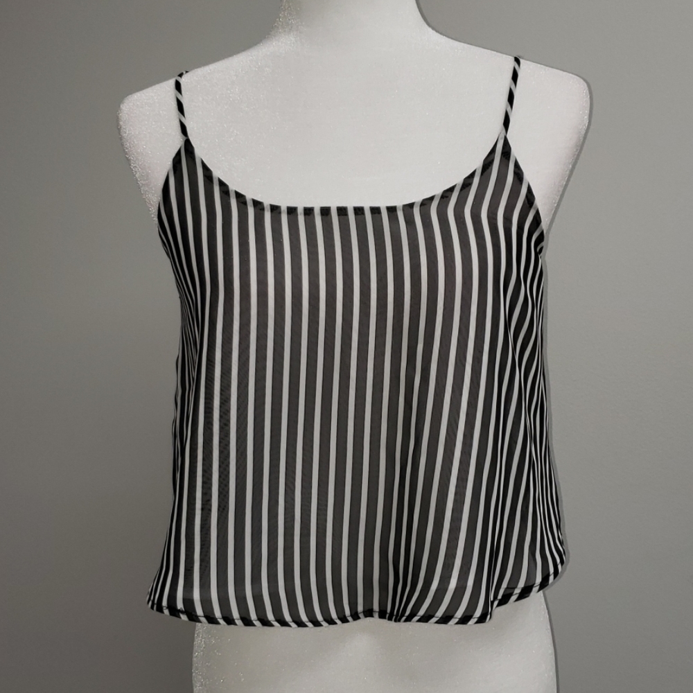 Arden B flowy sleeveless mid crop top